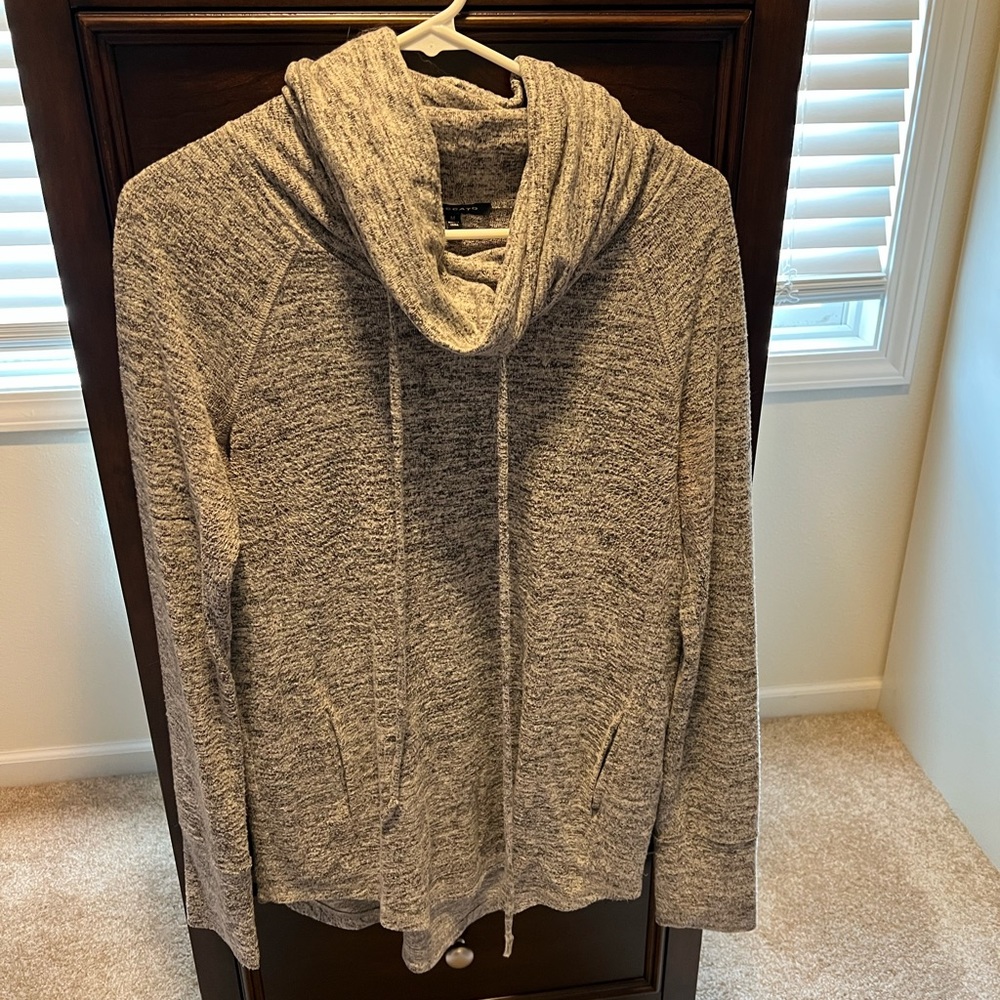 Staccato top size medium!